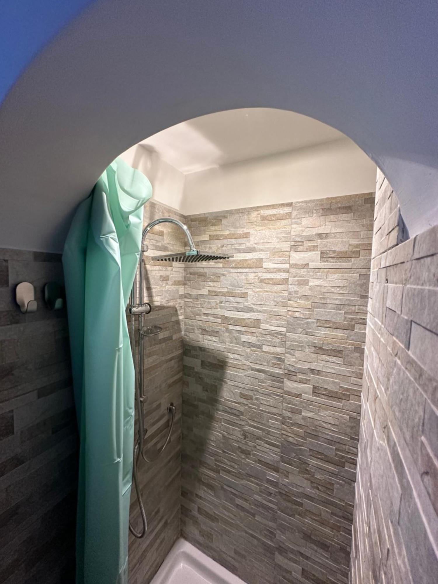 Trithome Suite Boutique Barberini روما المظهر الخارجي الصورة